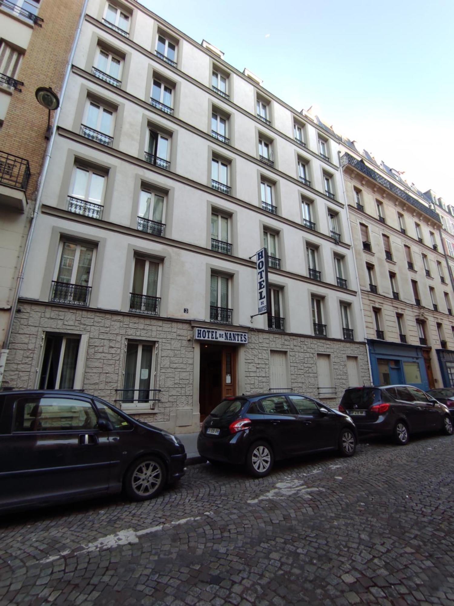 Hotel De Nantes Париж Екстериор снимка