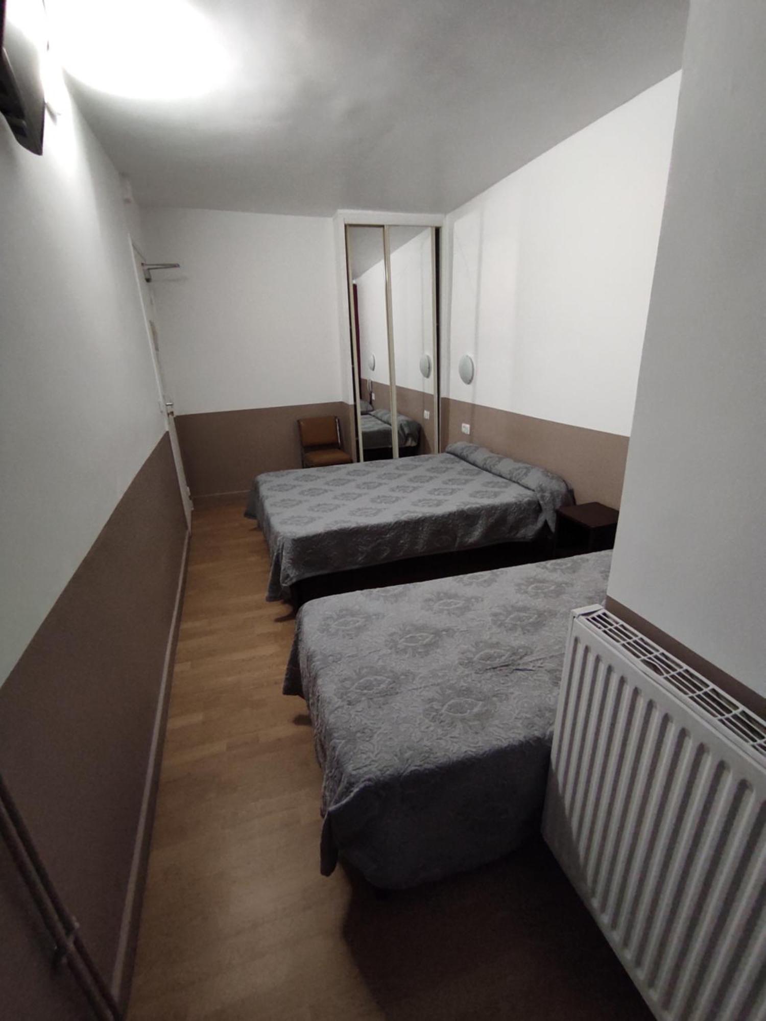 Hotel De Nantes Париж Екстериор снимка