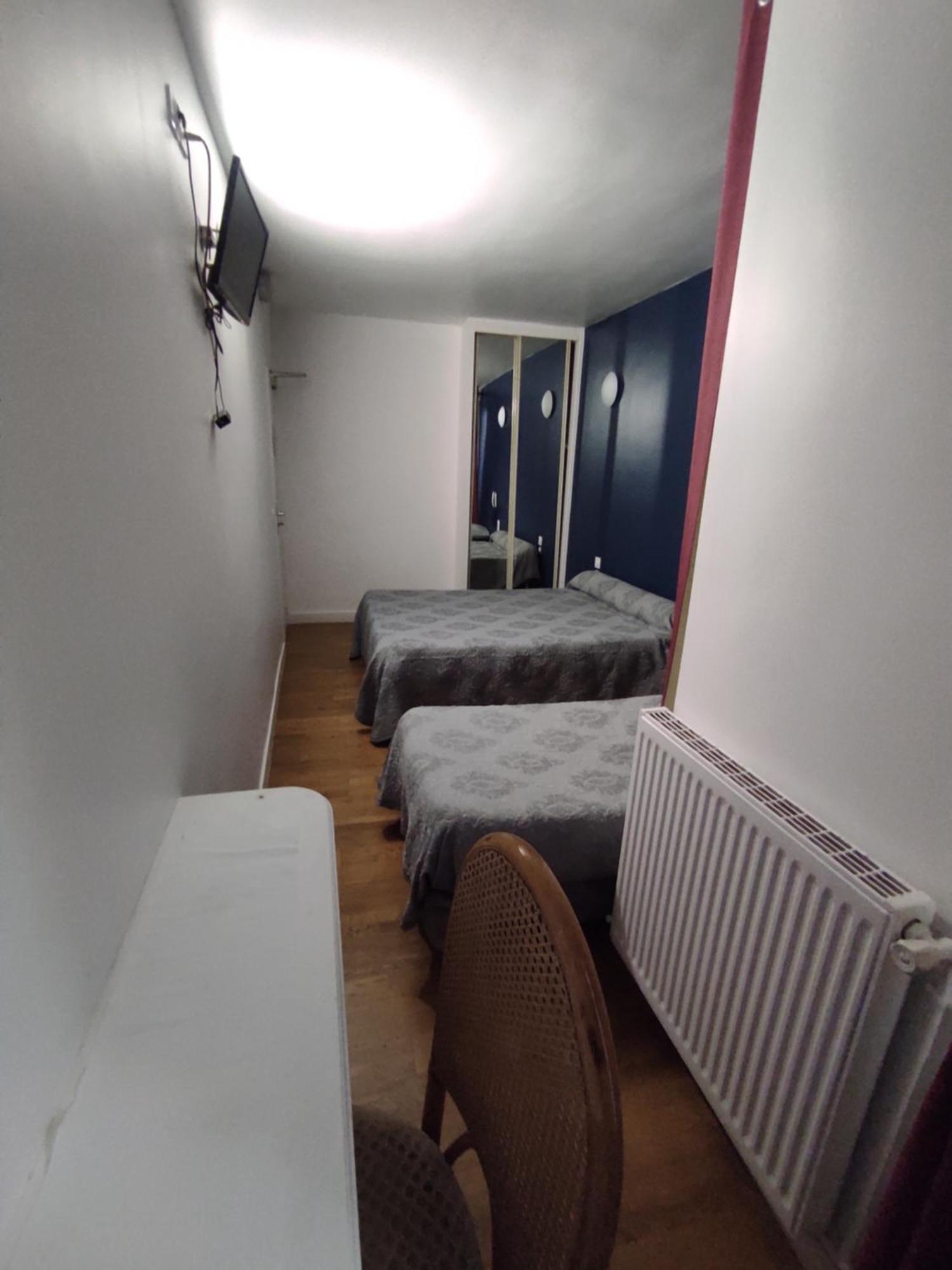 Hotel De Nantes Париж Екстериор снимка