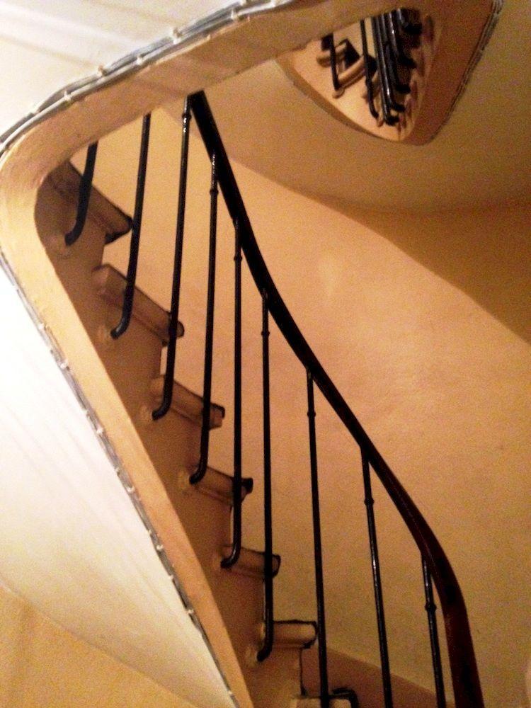 Hotel De Nantes Париж Екстериор снимка